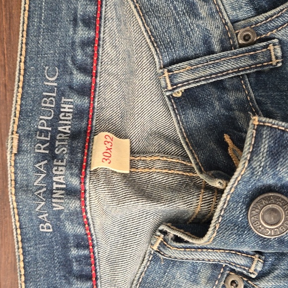 Banana Republic Mens Vintage Straight Denim - Picture 2 of 4